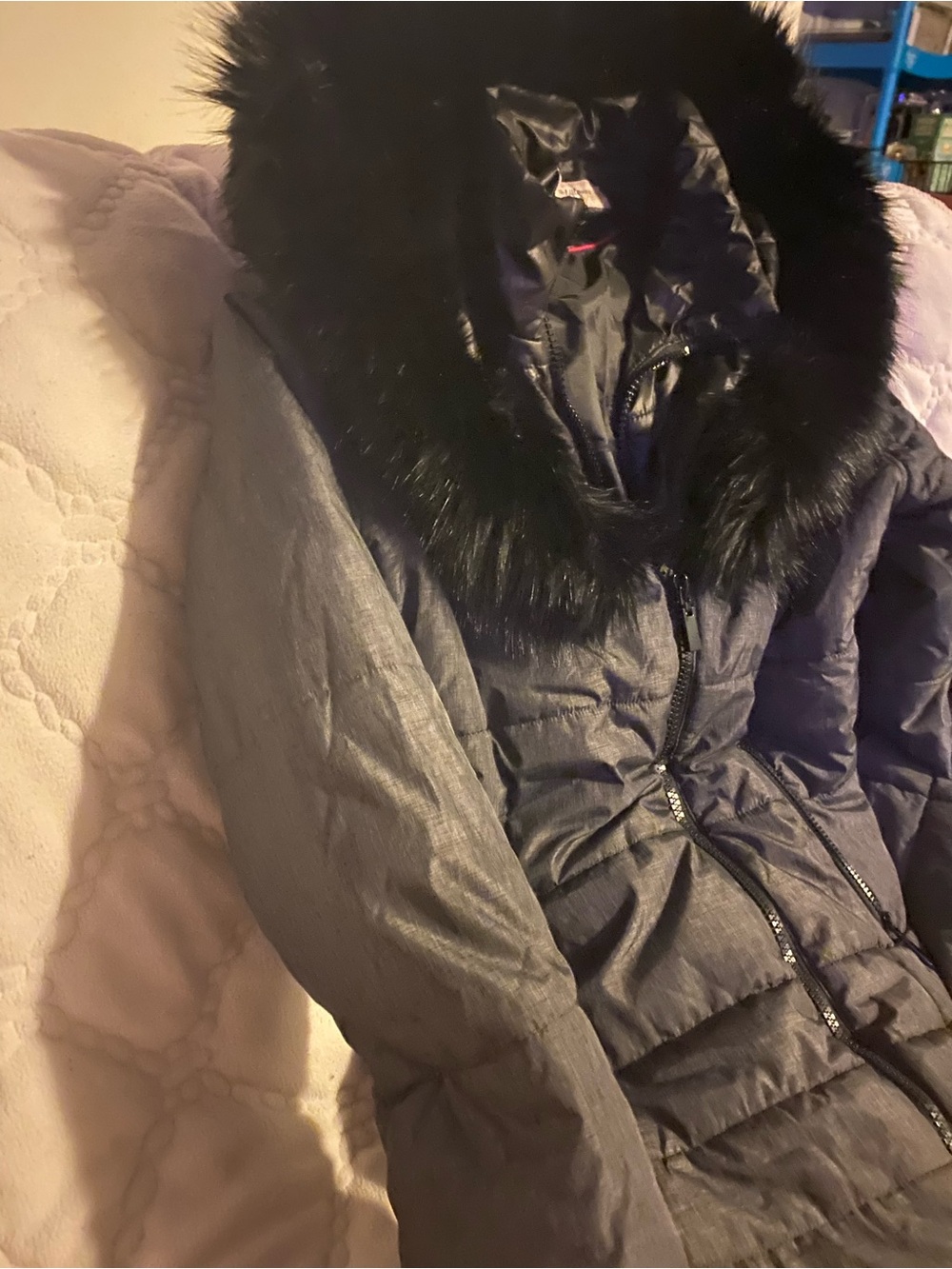 Wildflowers Black Faux Fur Collar Gray Puffer Jacket - Picture 3 of 4
